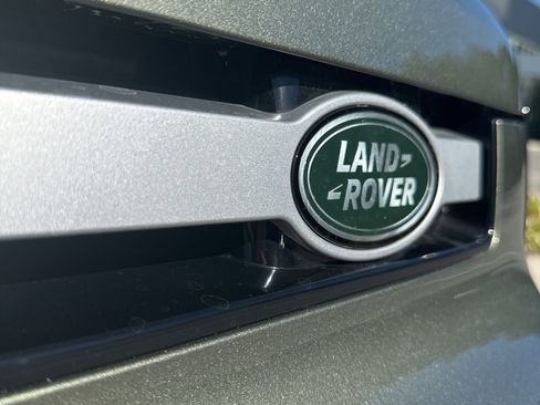 Used 2025 Land Rover Defender 110 S image 22