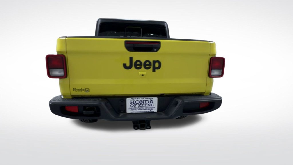 Used 2023 Jeep Gladiator Sport AWD/4WD image 9