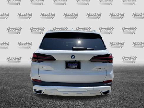 Certified 2026 BMW X5 xDrive50e AWD/4WD image 8