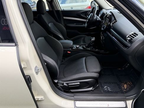 Used 2017 MINI Cooper Clubman S image 13