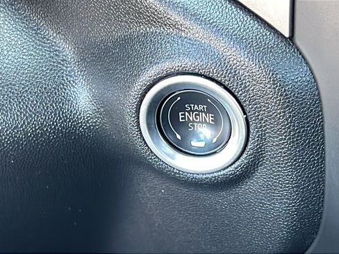 Certified 2025 Chevrolet Silverado 1500 W/T RWD image 21