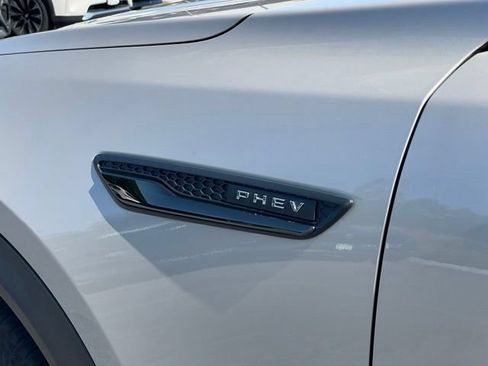 Certified 2025 MAZDA CX-90 Plug-In Hybrid w/Premium Sport AWD/4WD image 32