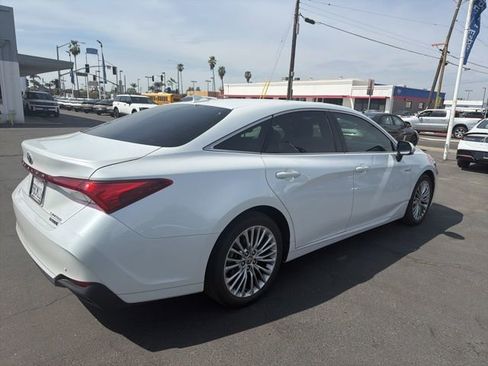 Used 2021 Toyota Avalon Limited w/ Advanced Safety Package image 5