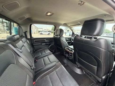 Used 2022 RAM 1500 Laramie AWD/4WD image 11