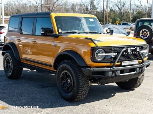 Used 2021 Ford Bronco First Edition AWD/4WD image 3