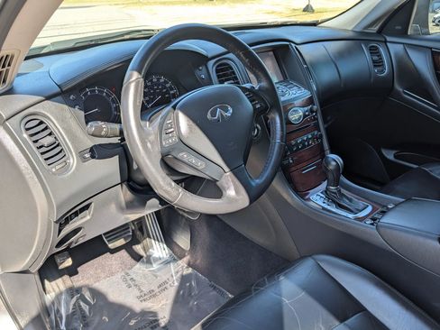 Used 2017 INFINITI QX50 AWD w/ Technology Package image 19