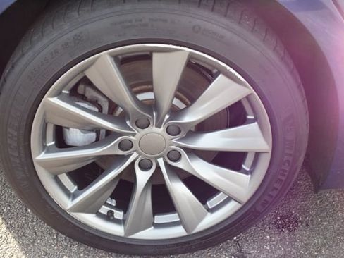 Used 2018 Tesla Model 3 Long Range RWD image 37