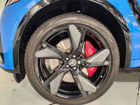 Used 2025 Jaguar F-PACE SVR 575 Edition AWD/4WD image 8