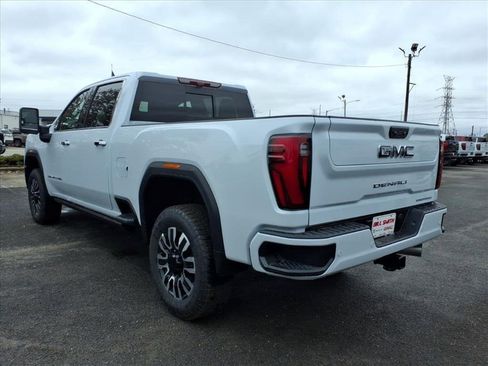 New 2026 GMC Sierra 2500 Denali Ultimate image 5