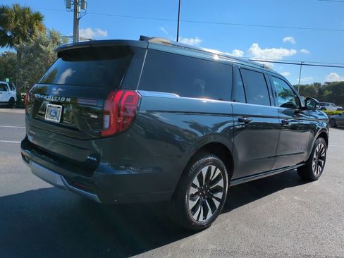 New 2025 Ford Expedition Max Platinum w/ Driver's Package image 4