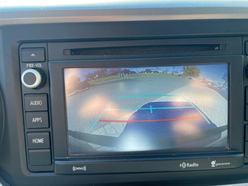 Used 2016 Toyota Tacoma SR5 image 21