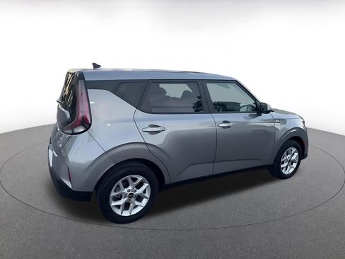 Used 2025 Kia Soul LX w/ LX Technology Package image 15