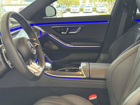 Used 2025 Mercedes-Benz S 63 AMG S image 15