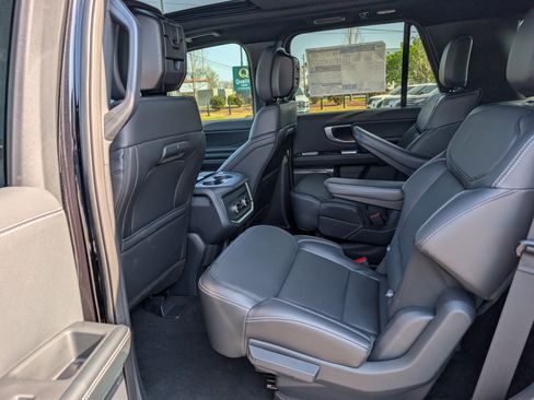 New 2026 Ford Expedition Platinum w/ Stealth Appearance Package image 16