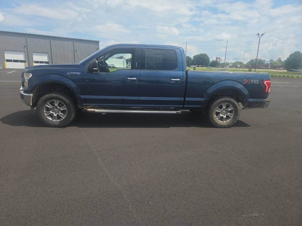 Used 2017 Ford F150 XLT w/ Equipment Group 302A Luxury AWD/4WD image 9