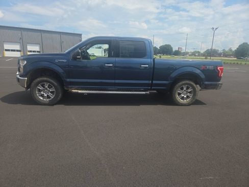 Used 2017 Ford F150 XLT w/ Equipment Group 302A Luxury AWD/4WD image 9