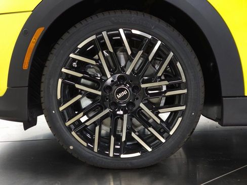 New 2025 MINI Cooper S image 8