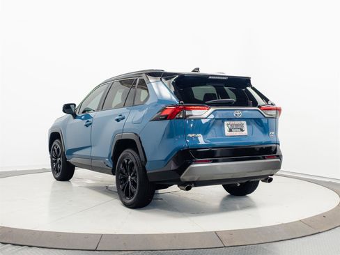Certified 2025 Toyota RAV4 XSE w/ Advanced Technology Package AWD/4WD image 9