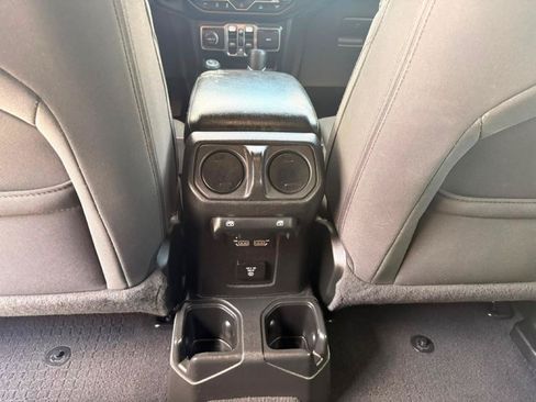 Used 2021 Jeep Wrangler Unlimited Sport AWD/4WD image 36