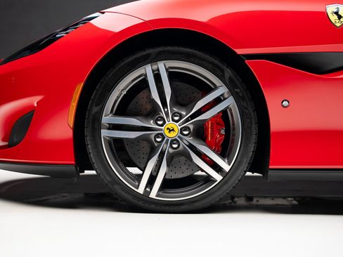 Used 2019 Ferrari Portofino RWD image 22