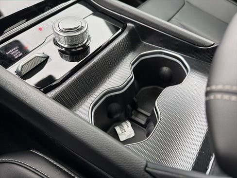 New 2026 Jeep Grand Cherokee Limited image 23