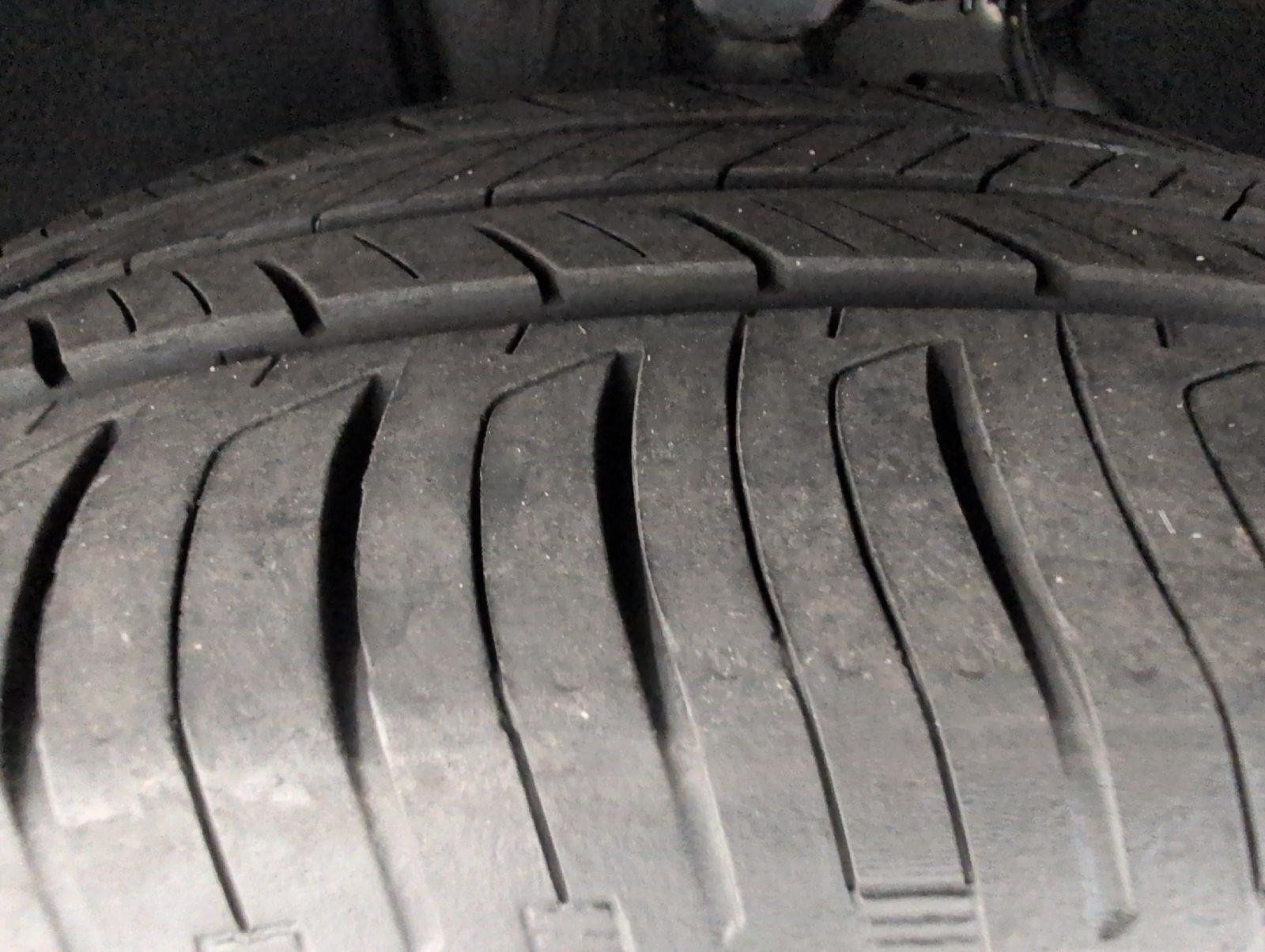 Used 2024 Hyundai Santa Fe SE AWD/4WD image 5