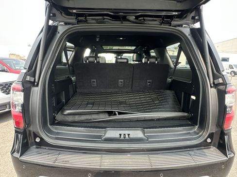 Used 2021 Ford Expedition Max Limited AWD/4WD image 35