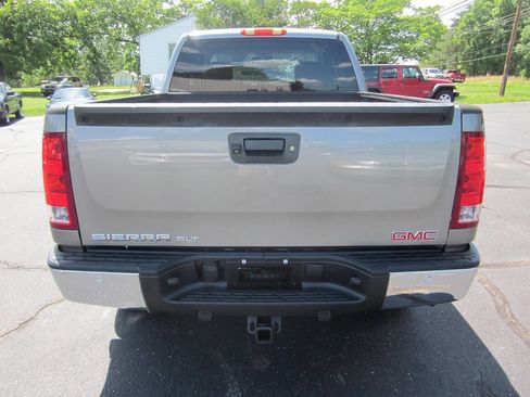 Used 2013 GMC Sierra 1500 SLT w/ SLT Convenience Package AWD/4WD image 7