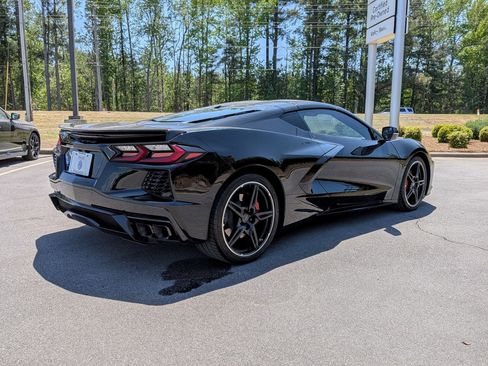 Used 2024 Chevrolet Corvette Stingray Coupe w/ 1LT RWD image 3