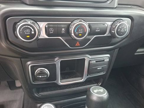 Used 2021 Jeep Wrangler Unlimited Sport AWD/4WD image 16