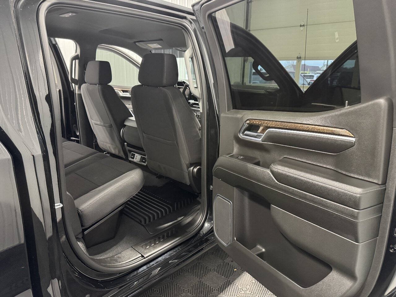 Used 2023 GMC Sierra 1500 Elevation AWD/4WD image 19