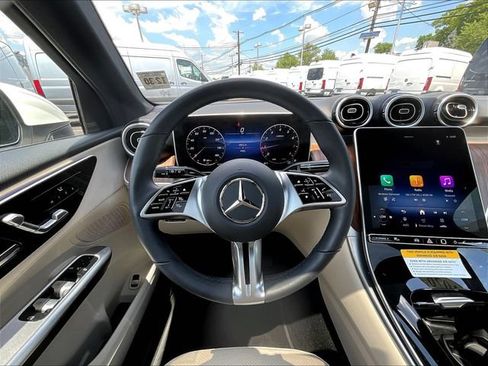 Used 2026 Mercedes-Benz GLC 300 4MATIC image 10