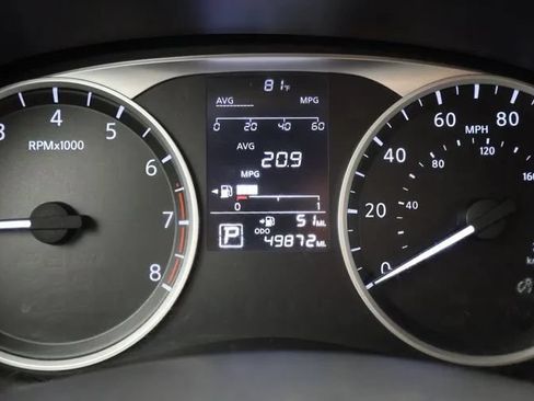 Used 2024 Nissan Kicks S w/ Interior Electronics Package FWD image 28