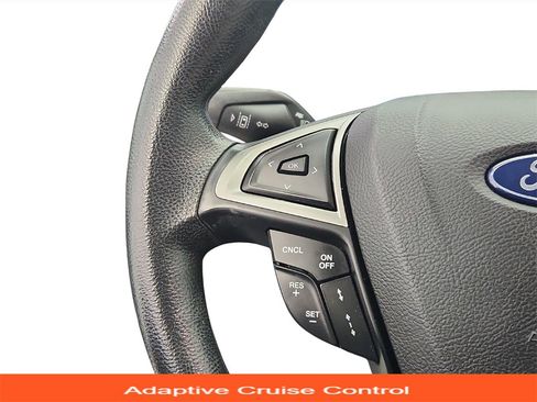 Used 2020 Ford Fusion SE image 32