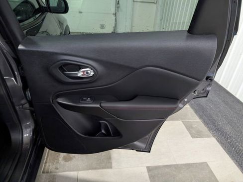 Used 2022 Jeep Cherokee Trailhawk w/ Premium Leather Package image 23