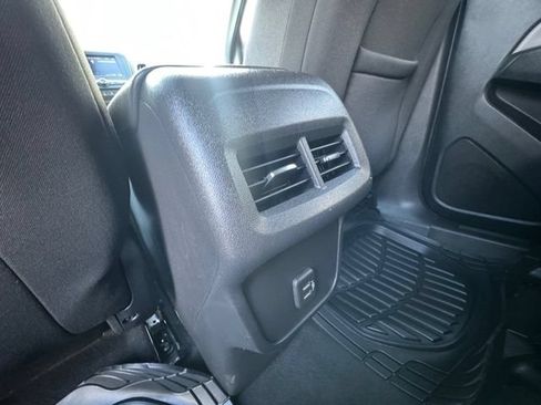Used 2022 Chevrolet Equinox LS w/ LS Convenience Package FWD image 30