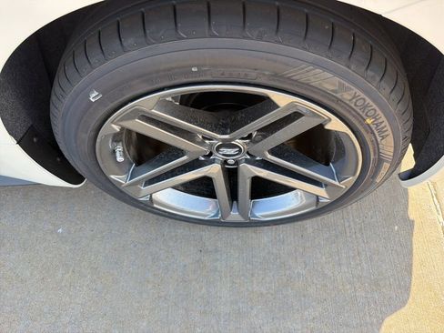 New 2026 Nissan Z Sport w/ Floor Mat Package RWD image 9