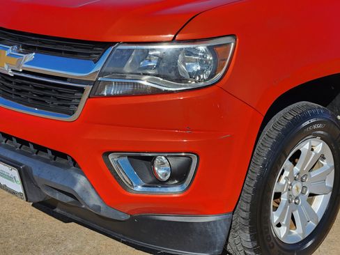 Used 2016 Chevrolet Colorado LT w/ LT Convenience Package image 9