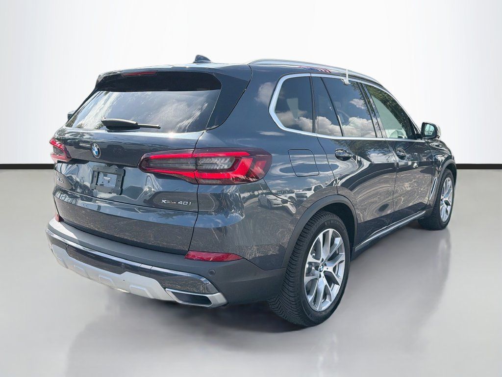 Used 2021 BMW X5 xDrive40i w/ Premium Package 2 AWD/4WD image 7