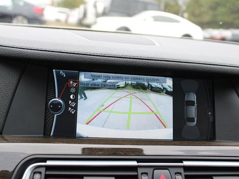 Used 2012 BMW 750Li xDrive image 24