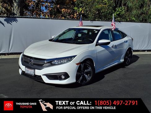 Used 2017 Honda Civic Touring image 1