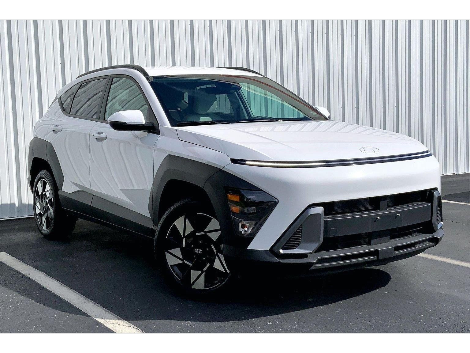 Used 2025 Hyundai Kona SEL AWD/4WD image 31