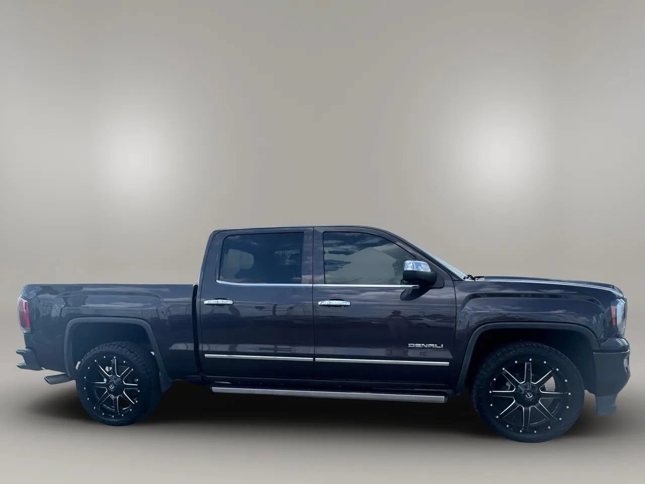 Used 2016 GMC Sierra 1500 Denali w/ Enhanced Driver Alert Package AWD/4WD image 6