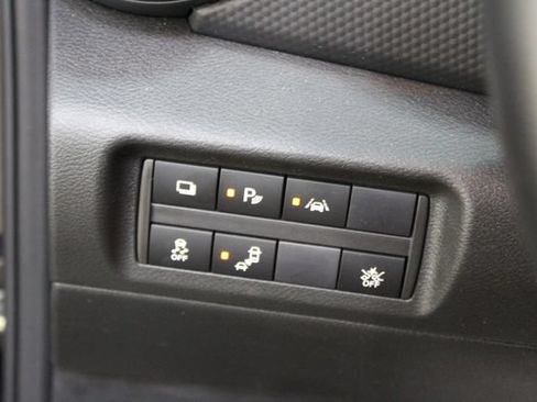 Used 2024 Nissan Kicks S FWD image 15