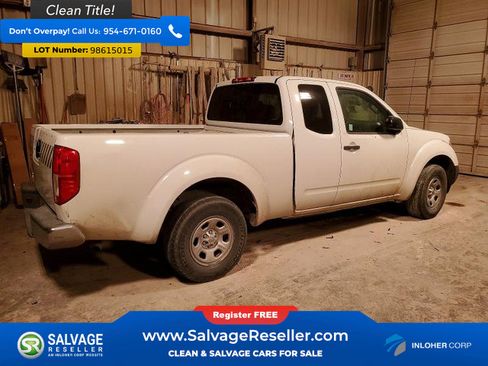 Used 2015 Nissan Frontier S image 4