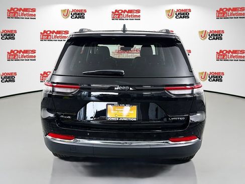 Used 2023 Jeep Grand Cherokee Limited AWD/4WD image 16