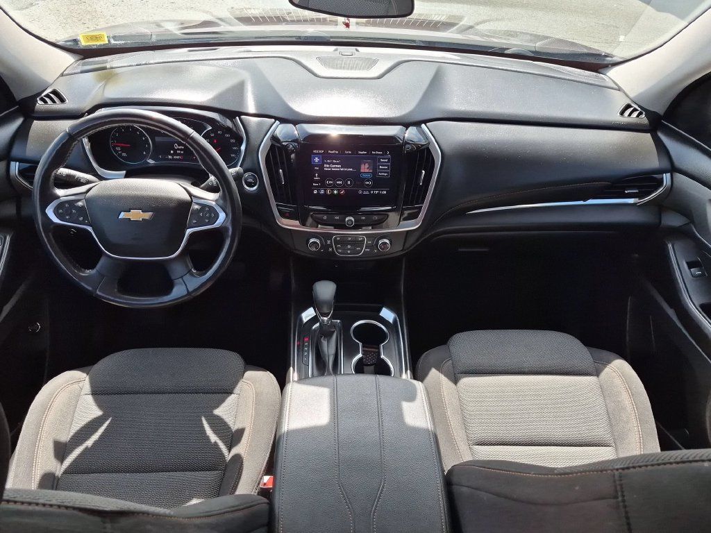 Used 2021 Chevrolet Traverse LT AWD/4WD image 19