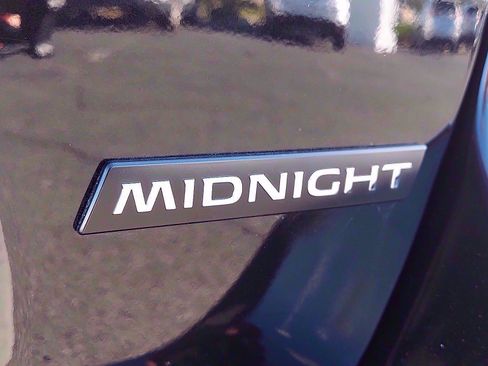 Used 2018 Nissan Pathfinder SL w/ Midnight Edition Package image 32