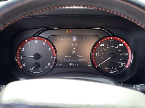 Used 2023 Nissan Frontier PRO-4X w/ Technology Package image 14