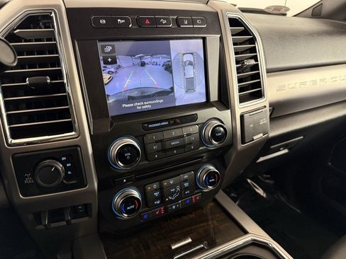 Used 2017 Ford F250 Platinum w/ Platinum Ultimate Package image 25